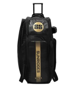 SS Ultra New Trolley Kit Bag